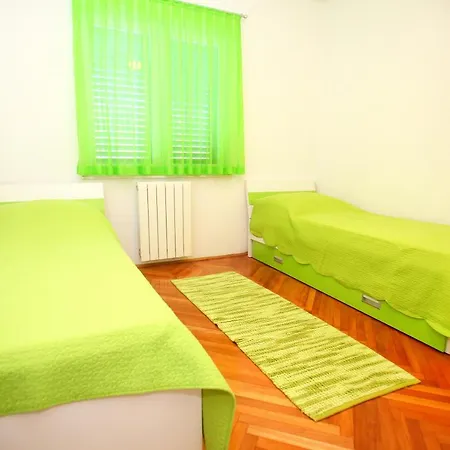 Apartments Nakir Slatine Room photo