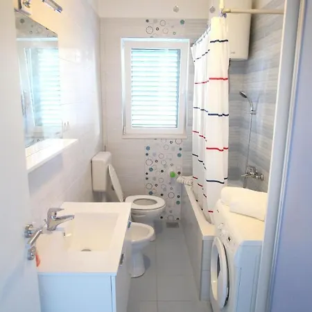 Apartments Nakir Slatine Room photo