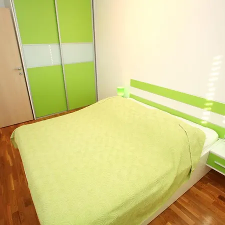 Apartments Nakir Slatine Room photo