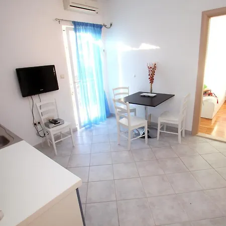 Apartments Nakir Slatine Room photo