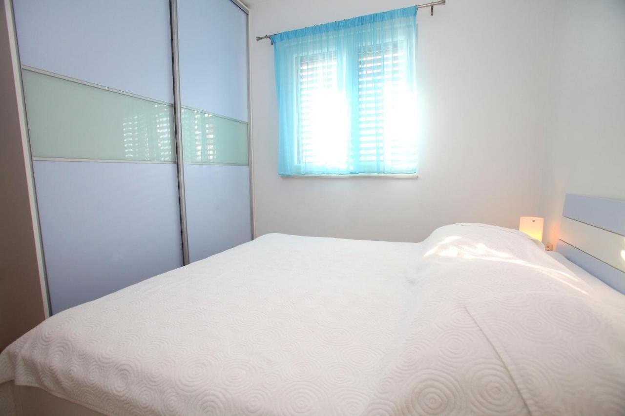 Apartament Nakir *