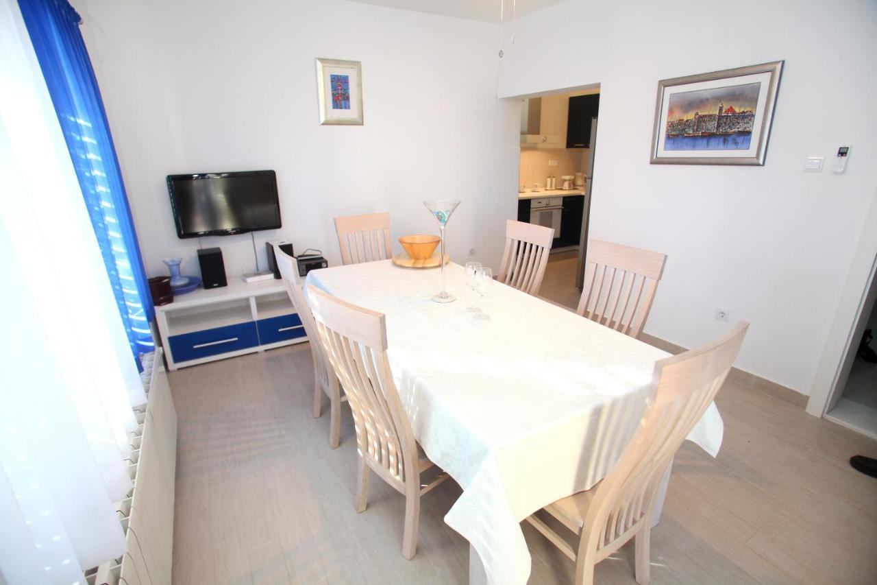 Apartament Nakir *